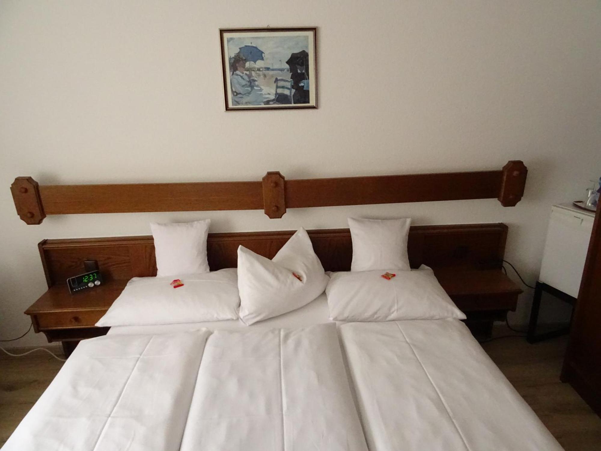 Aparthotel Zum Dom Kleinblittersdorf Eksteriør billede